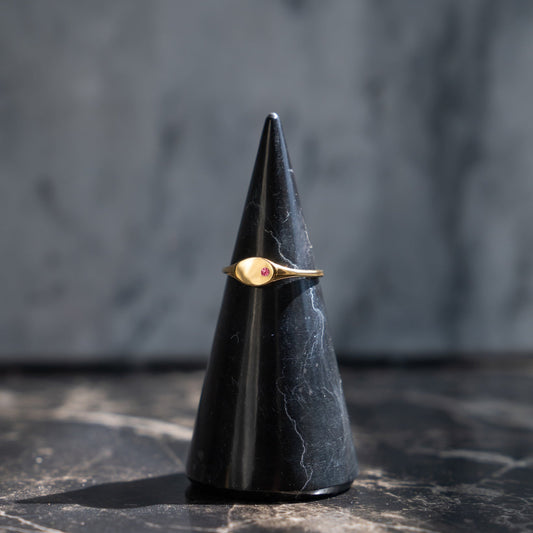 Pink Sapphire Solid Oval Signet